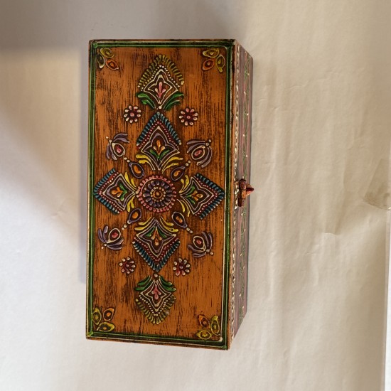 Storage box